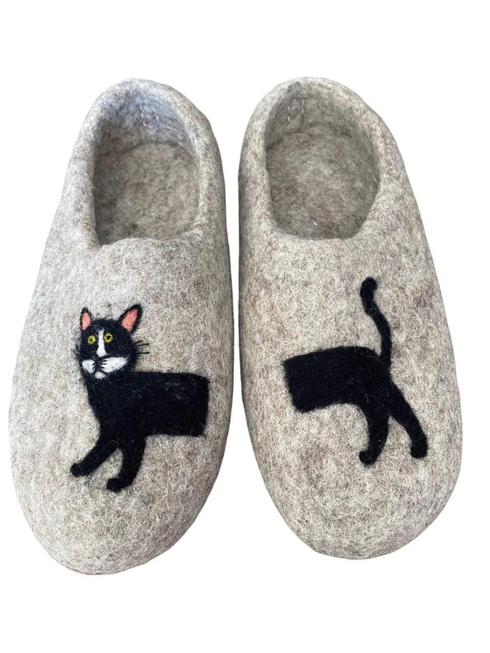 Haussimple Wool Handmade Tan Boiled Wool Felt Slippers Black Cat size 9